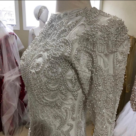Off white hand beaded Pearl Red Carpet Costume Wedding Dress - Picture 2 of 10